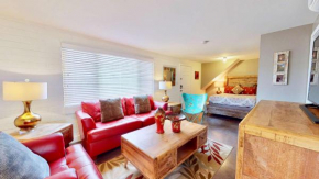 Downtown Cozy Home Base - Purple Sage 6